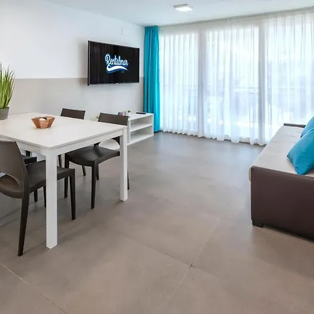 Rentalmar Playa Family Apartamento *