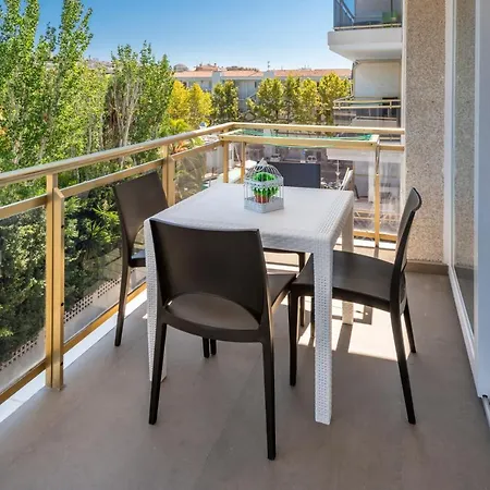 Rentalmar Playa Family & Pool * Salou